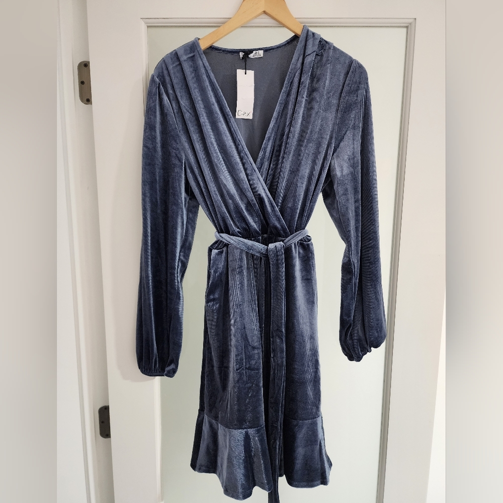 Dex party dress - medium